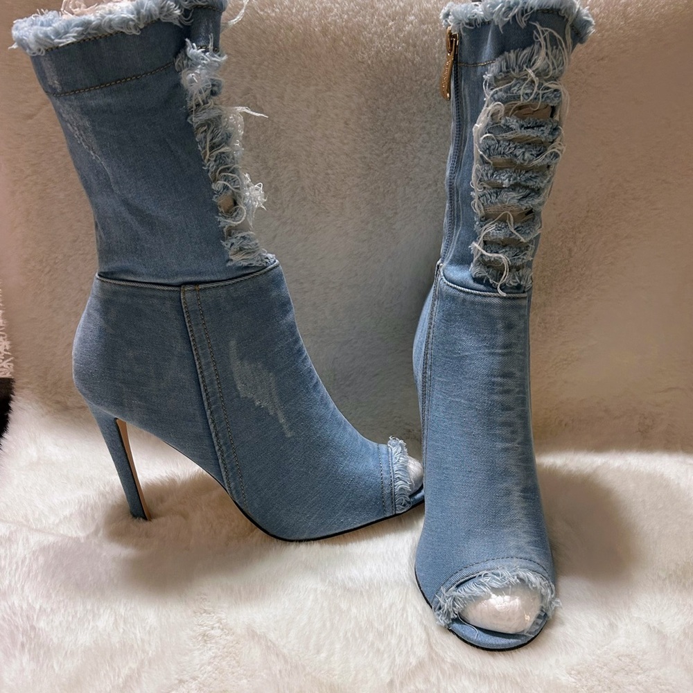 Stylish Denim Peep-Toe Boots